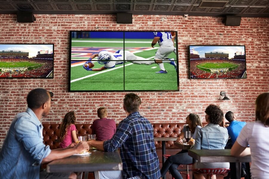 sports-bar-tv-systems-create-the-ultimate-atmosphere-in-your-restaurant