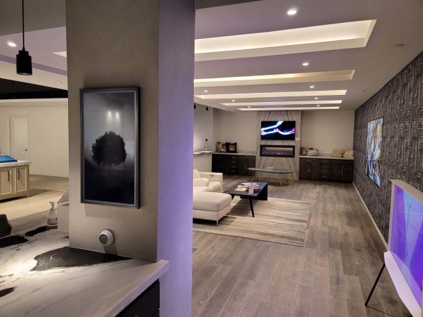 VIew of Samsung showroom, Josh AI