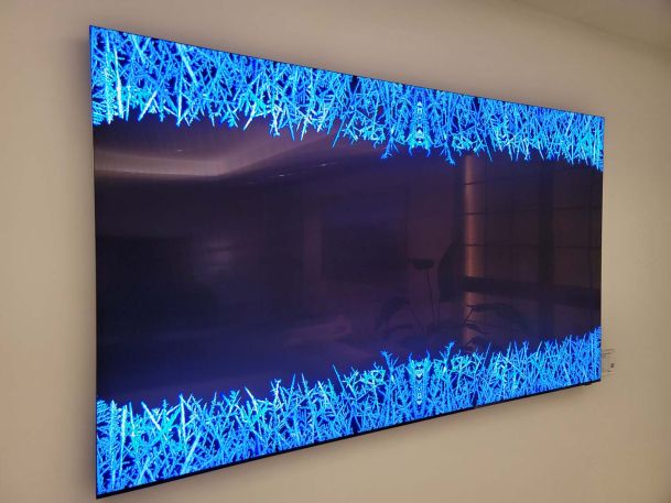 Samsung TV with pattern on it